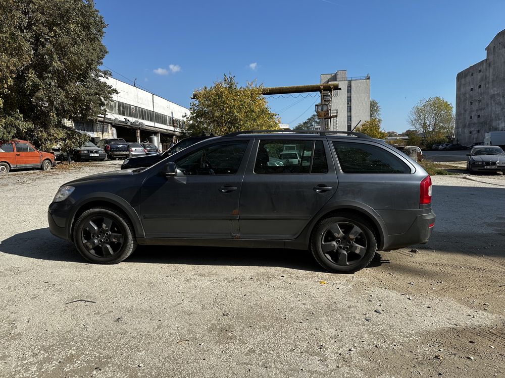 Skoda Octavia Scout 2.0TDI 4x4 ‘11г Шкода Октавия Скаут 140кс