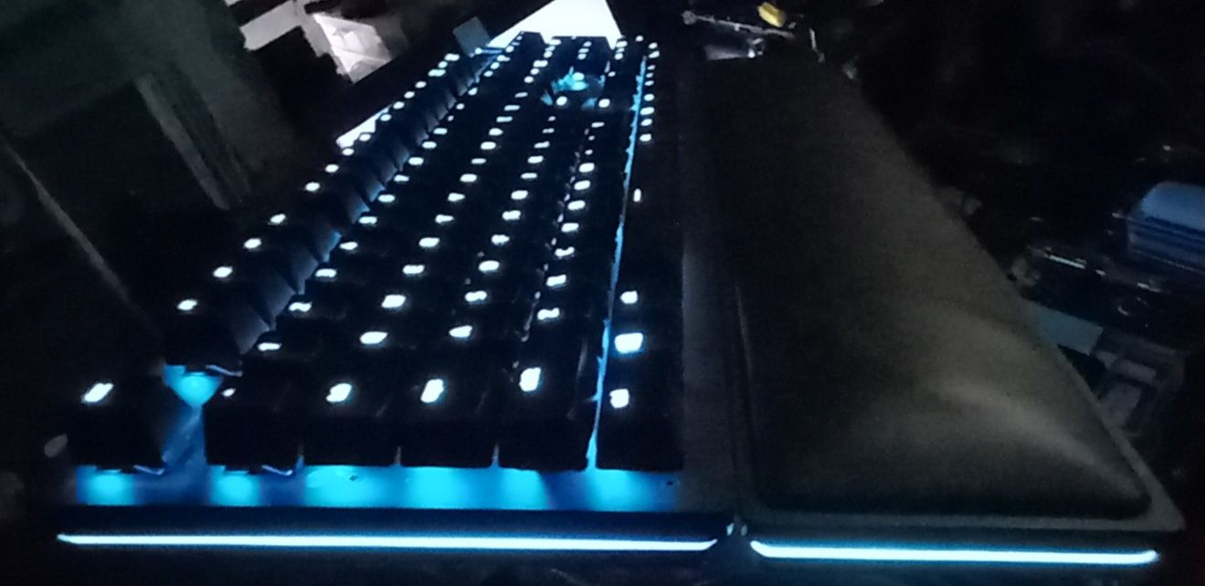 Tastatura Gaming Mecanica RAZER Huntsman V2, RGB Optical Switch, US