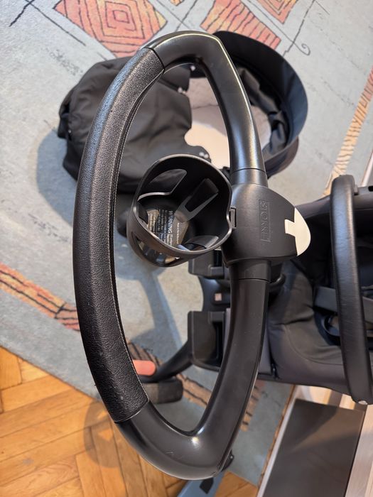 Caruț stokke V 6 cu capotina XXL 2 în 1