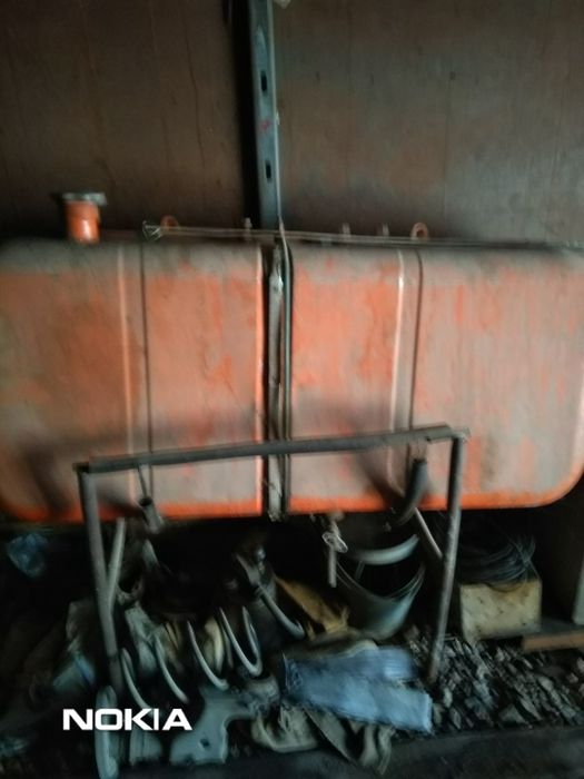 Топливный бак от камбаена Объем 300.литров.на