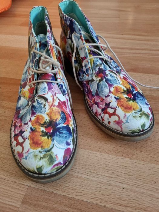 Ghete din piele marimea 38