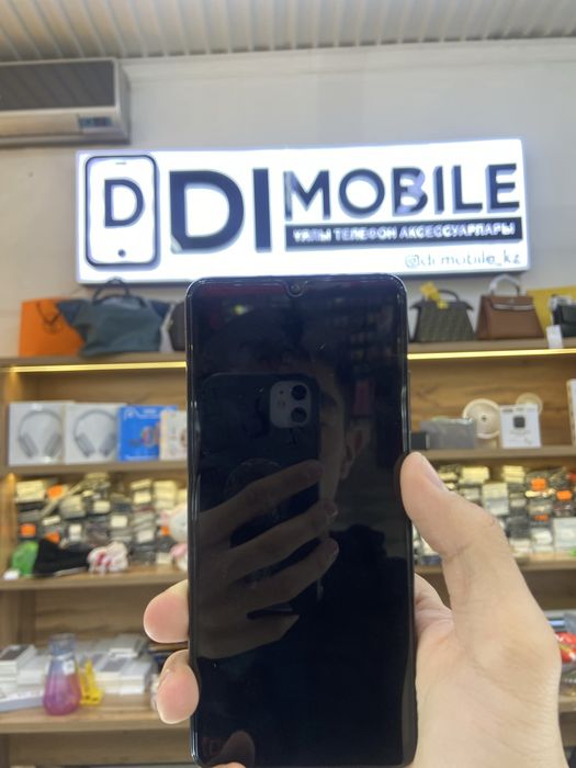 Б/У смартфоны DM