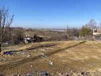 Продава се парцел в района на института