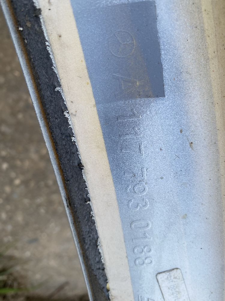 Eleron portbagaj haion original Mercedes CLA c117