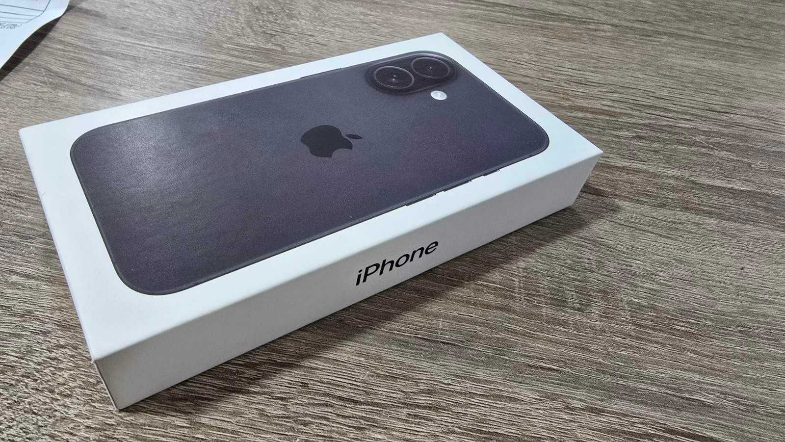 Apple iPhone 16 128GB НОВ! Запечатан гаранция към Yettel