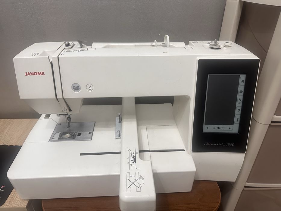 Janome Memory Craft 500E
