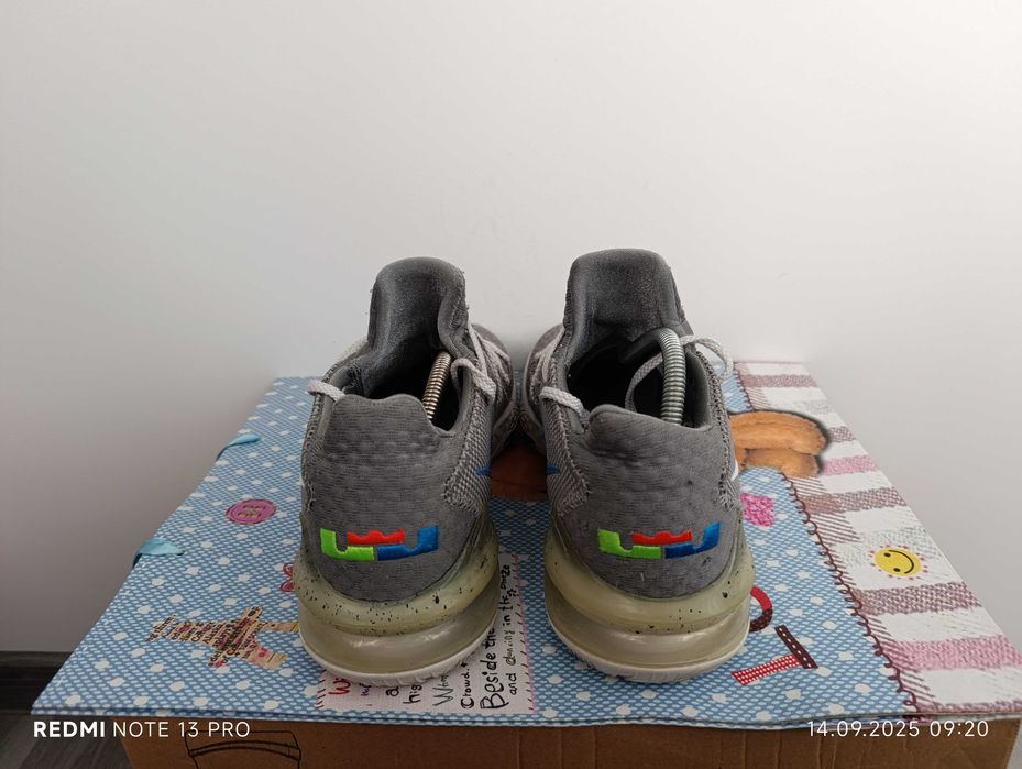 ''Nike Lebron XVII Low''оригинални маратонки 44 номер