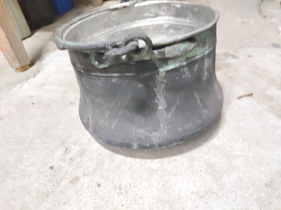 Менче за вода или вино