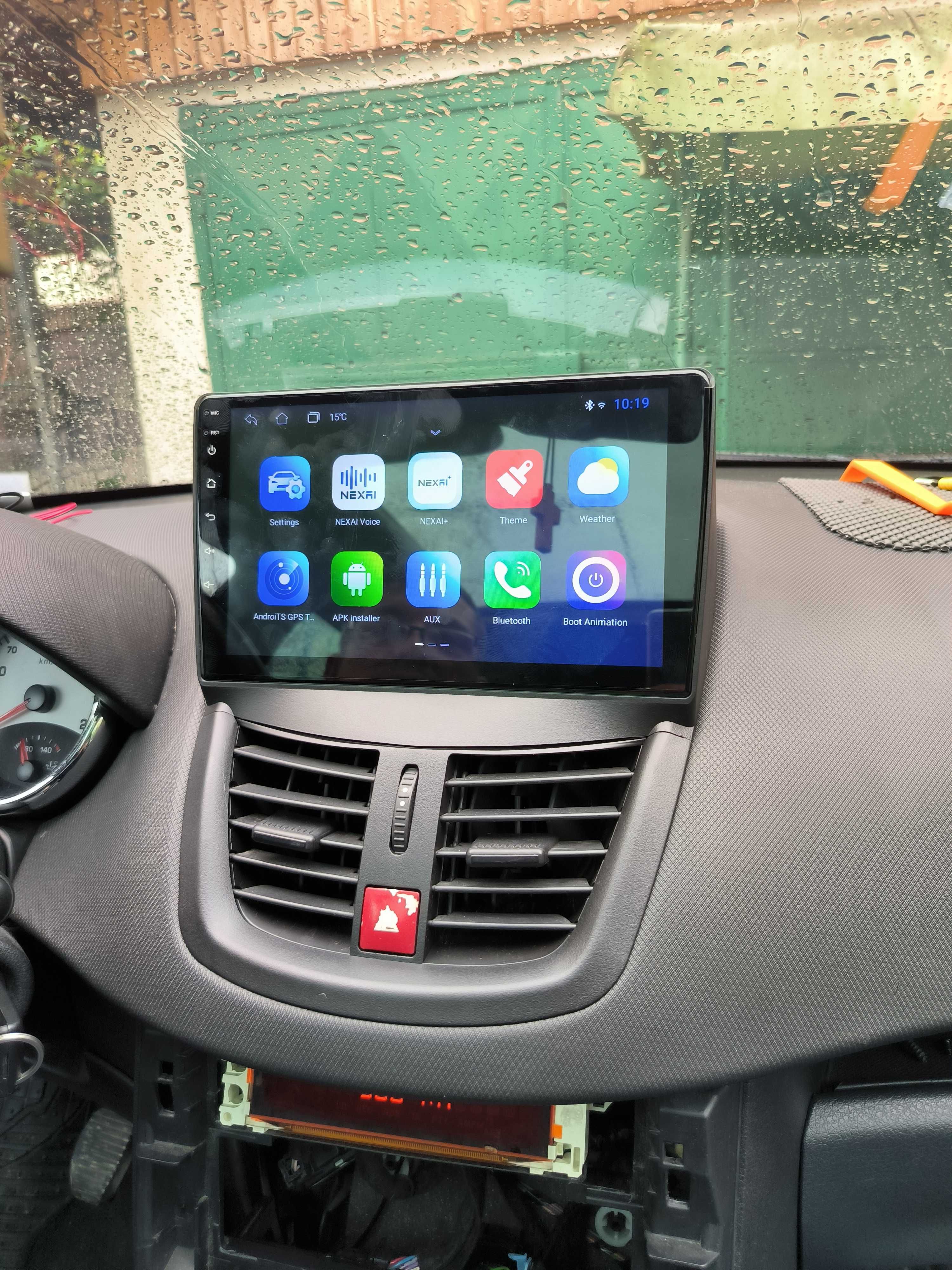 Navigatie android Peugeor 207 GPS Waze YouTube Carplay BT