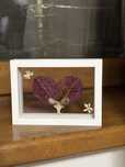 Cadou Valentine’s day. Tablou handmade din frunze si flori presate