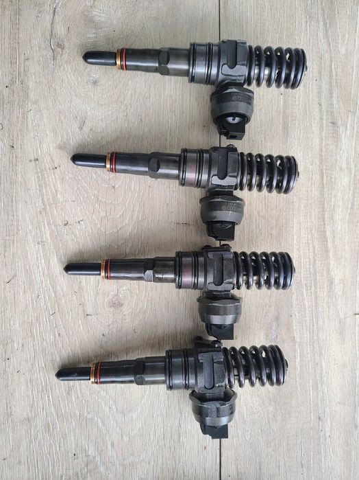 Стендовани помпа дюза дизел дюзи Audi Seat Skoda VW FORD 1.9 TDI ТДИ