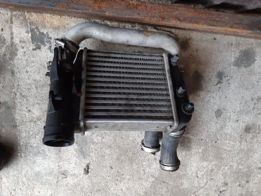 Intercooler stanga dreapta central audi a6 c6 4f 3.0 tdi v6 BMK 225cp