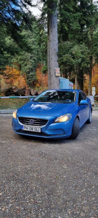 Volvo v40 d2 in stare impecabilă