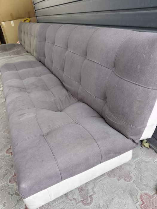 Продаю б.у диваны в среднем состоянии почти даром