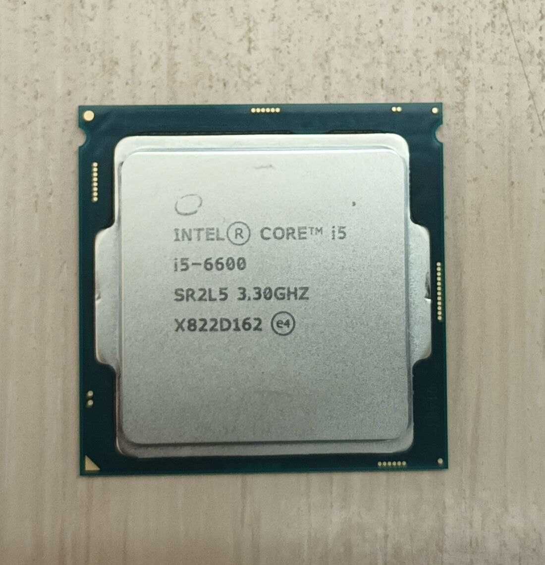 MB Biostar H110 (планка есть)