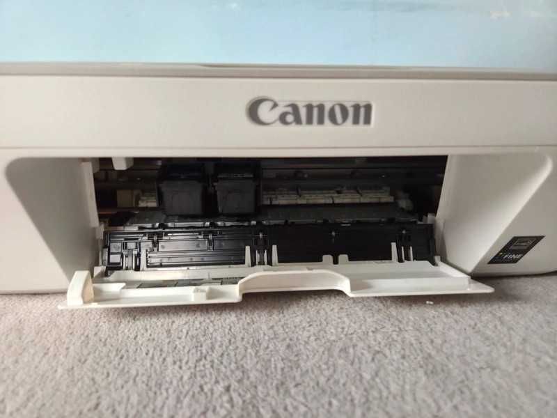 Canon Pixma MG2450 – pentru piese / reparații