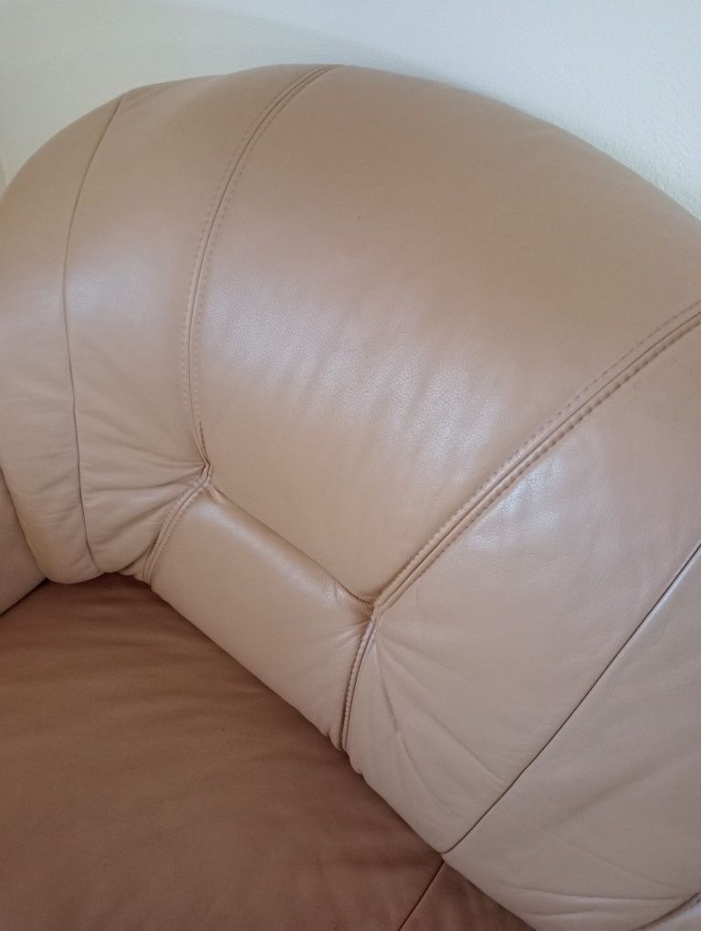 Canapea 3 locuri imitatie piele