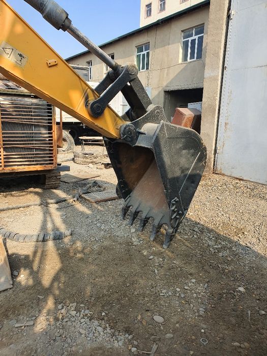 Экскаватор XCMG XE260C