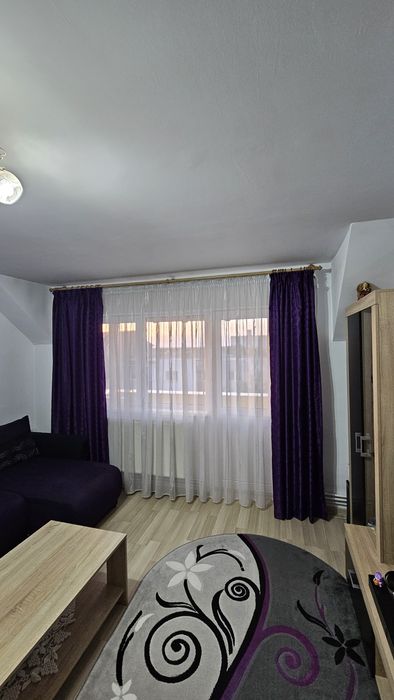 Proprietar 3 Camere Dambovița Mansarda