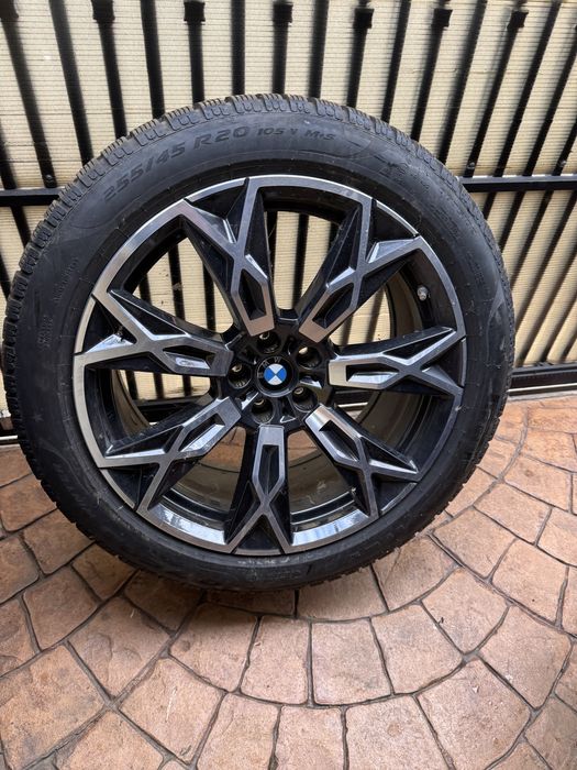 Set jante anvelope iarna bmw seria 7 G70
