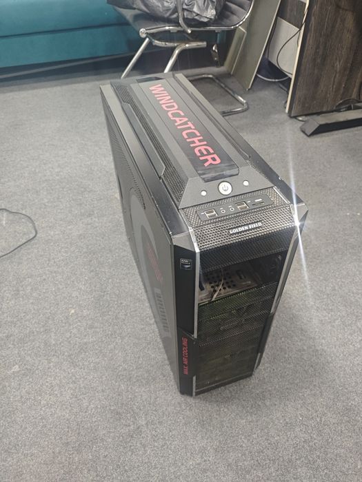 Кейс Golden Field