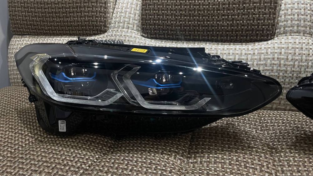 BMW i4 фары год заводские в наличии