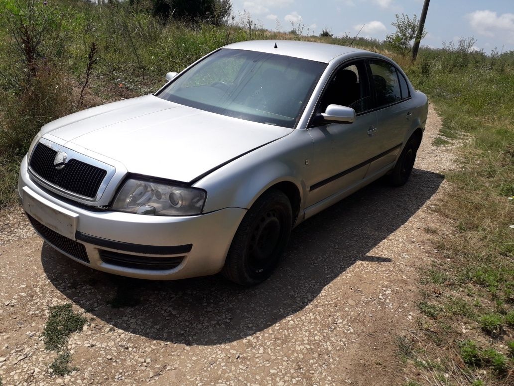 Skoda Superb Шкода Супърб 1.9 дти 131 коня На части 5 скорости