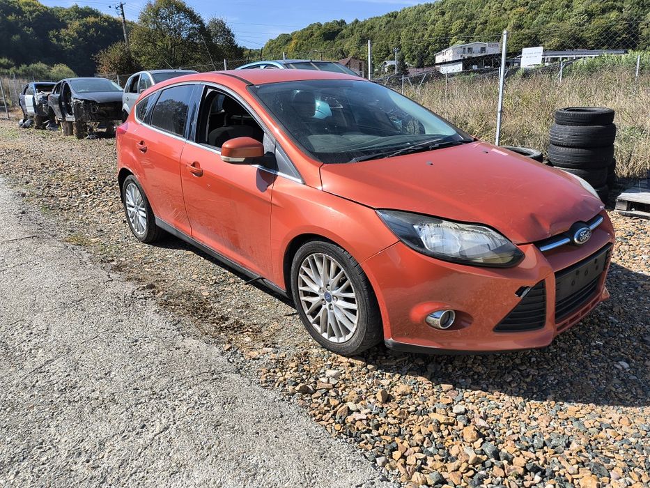 Dezmembrez Ford Focus3 1.6tdci 2013