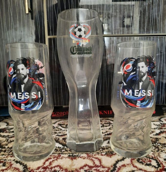 Бокалы с месси от Pepsi