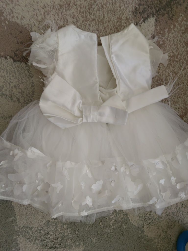 Бяла рокля 80-86