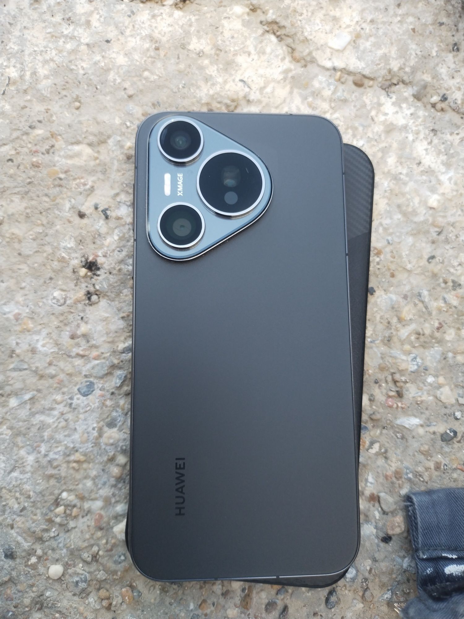 Huawei Pura 70  12/256 Gb