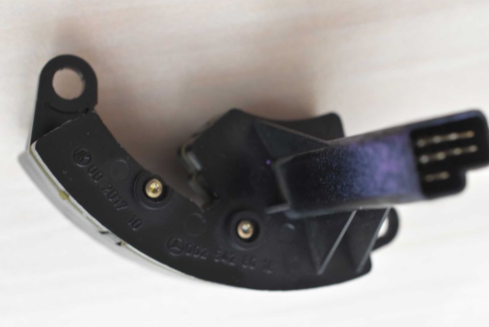 Сензор за ъгъла на завиване на Mercedes Benz E-class W211