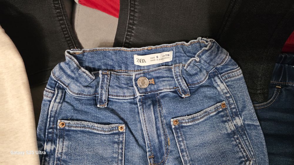 Pantaloni fetite