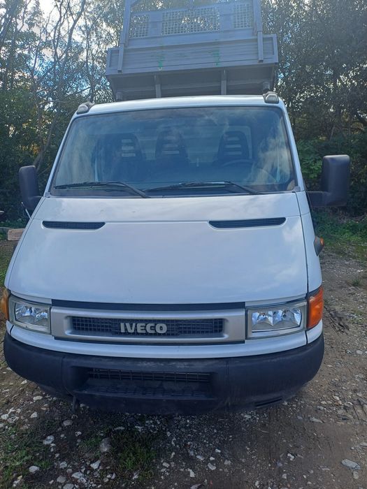Vând Iveco Daily  basculabil 3 parti.