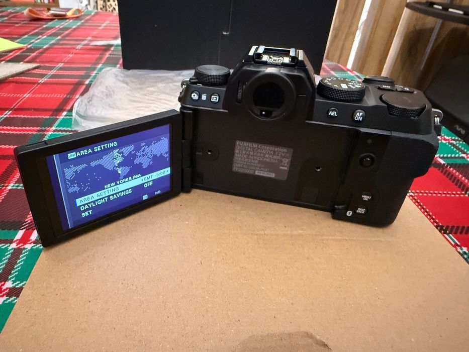 Fujifilm X-S20 cu obiectiv XC15-45mm F#3.5-5.6 OIZ PZ. 2,088 cadre