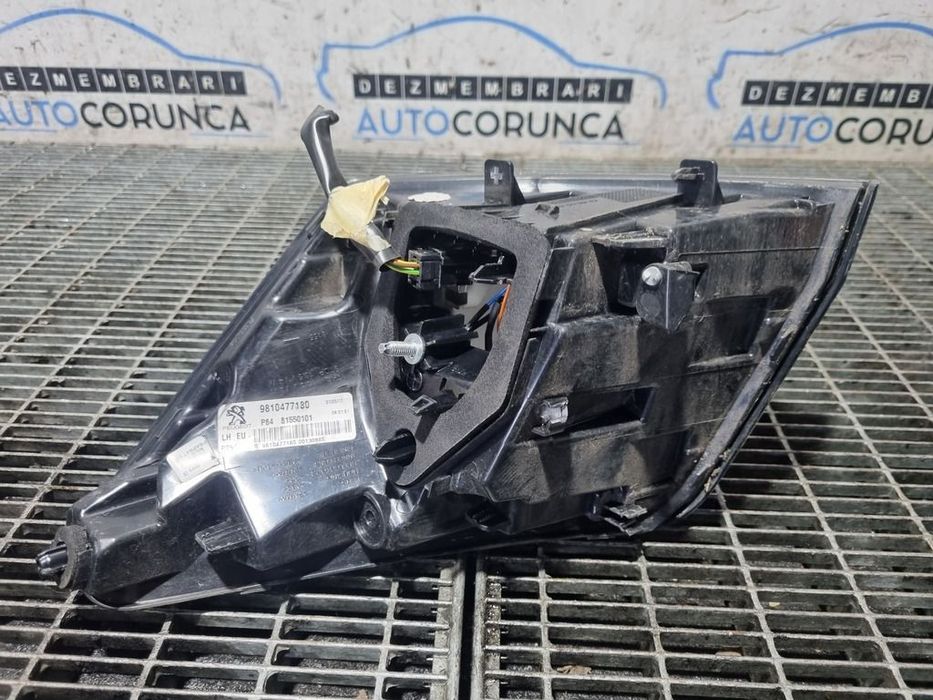 Stop Stanga Peugeot 3008 II 2016 - 2020 SUV 4 Usi (1316) Cu led 981047718000130865