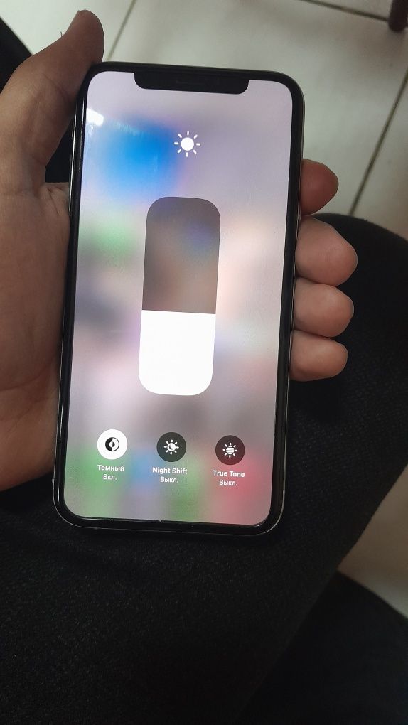 Iphone XS model telefoni sotiladi