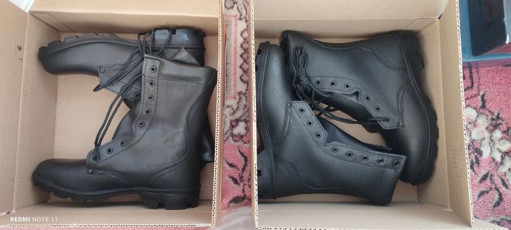 Продается комплект берцы