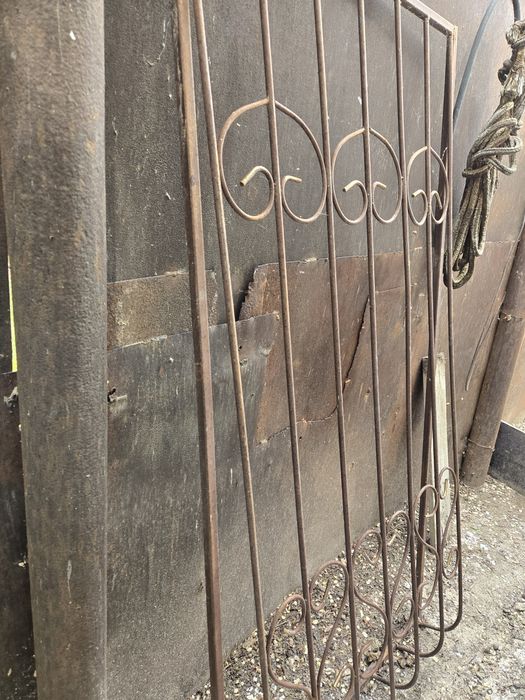 Продам металлические решётки для окон
