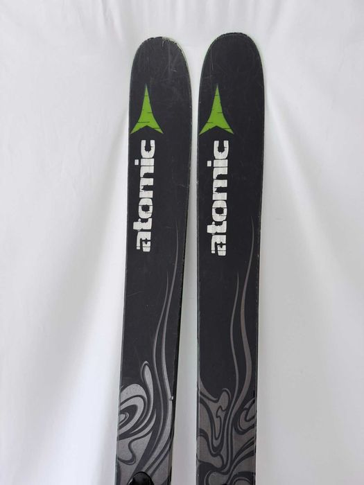 Ski schi all-mountain powder Atomic Charter 186cm