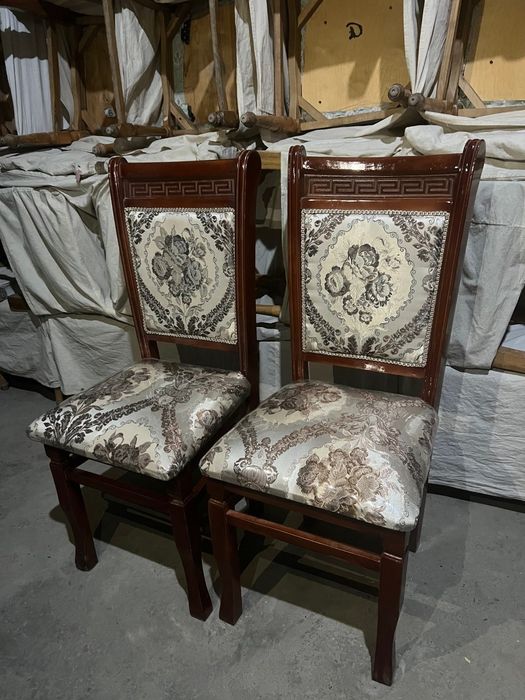 Stullar Sotiladi 50 ta bor chehoʻlari yengide turupdi