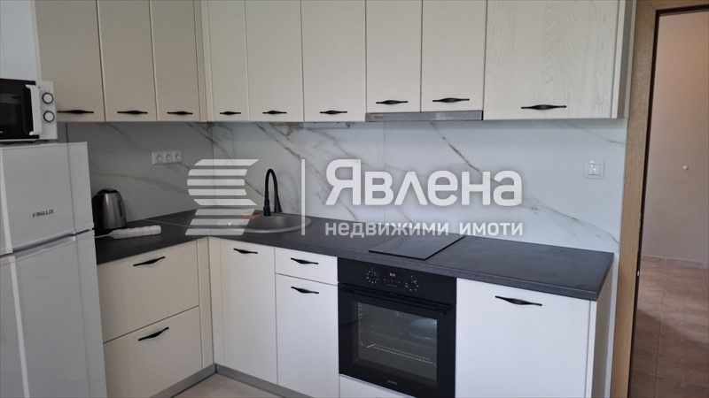Тристаен апартамент в Слънчев бряг