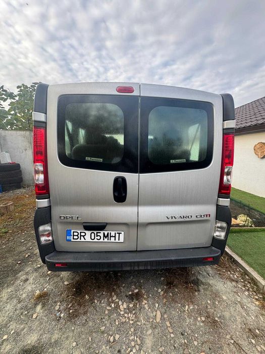 Vand microbuz Opel Vivaro 2009