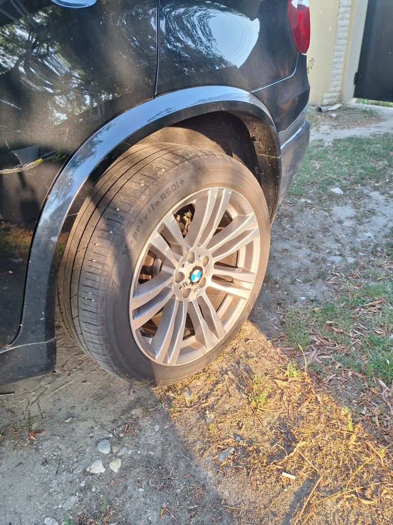 Jante BMW r20 în două lățimi