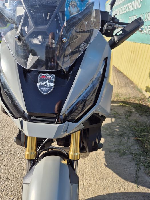 Vand ori dezmembrez honda xadv 2025 3443 km avariata