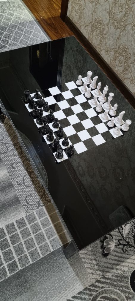 Шахматный  столик