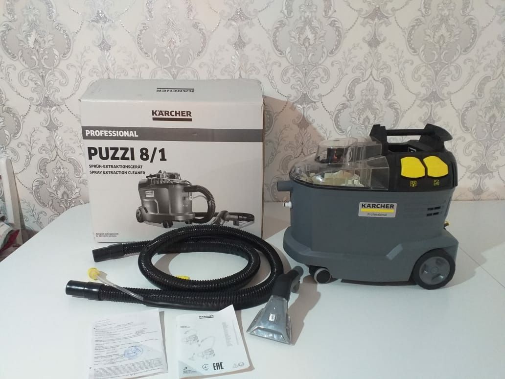 Продам моющий пылесос KARCHER PUZZI 8/1