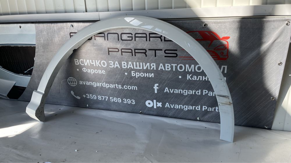 Предна дясна вежда Audi Q3 2018-