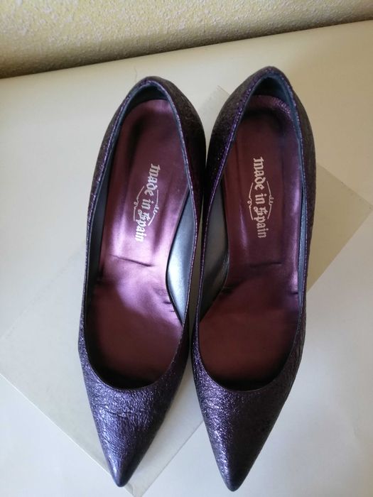 Pantofi mov metalizat, violet spre negru, made in Spain, aproape noi