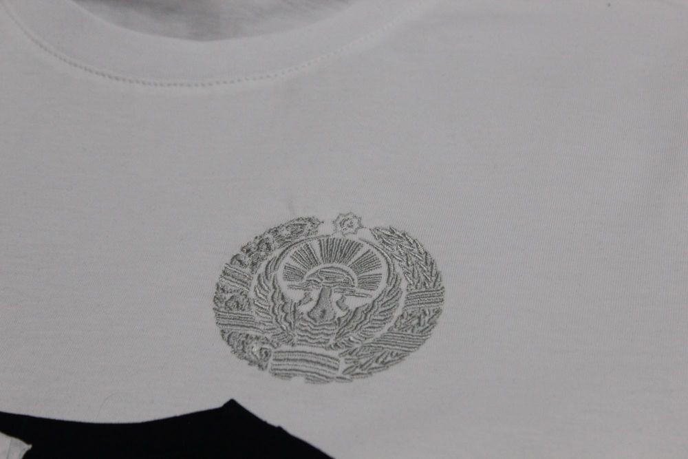 Футболка с гербом Узбекистана — стиль, качество и гордость страны